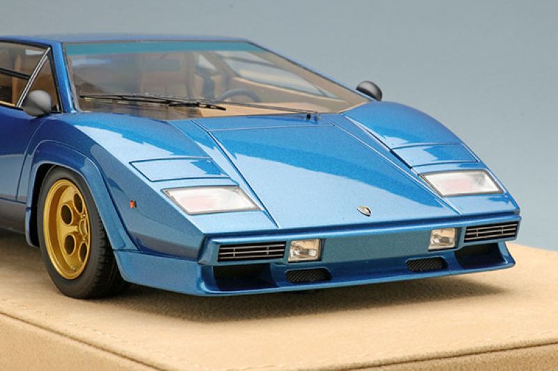 Make Up IDEA IM027E 1/18 Lamborghini Countach LP400S 1978 Series1 Tahiti Blue Metallic Tan Interior