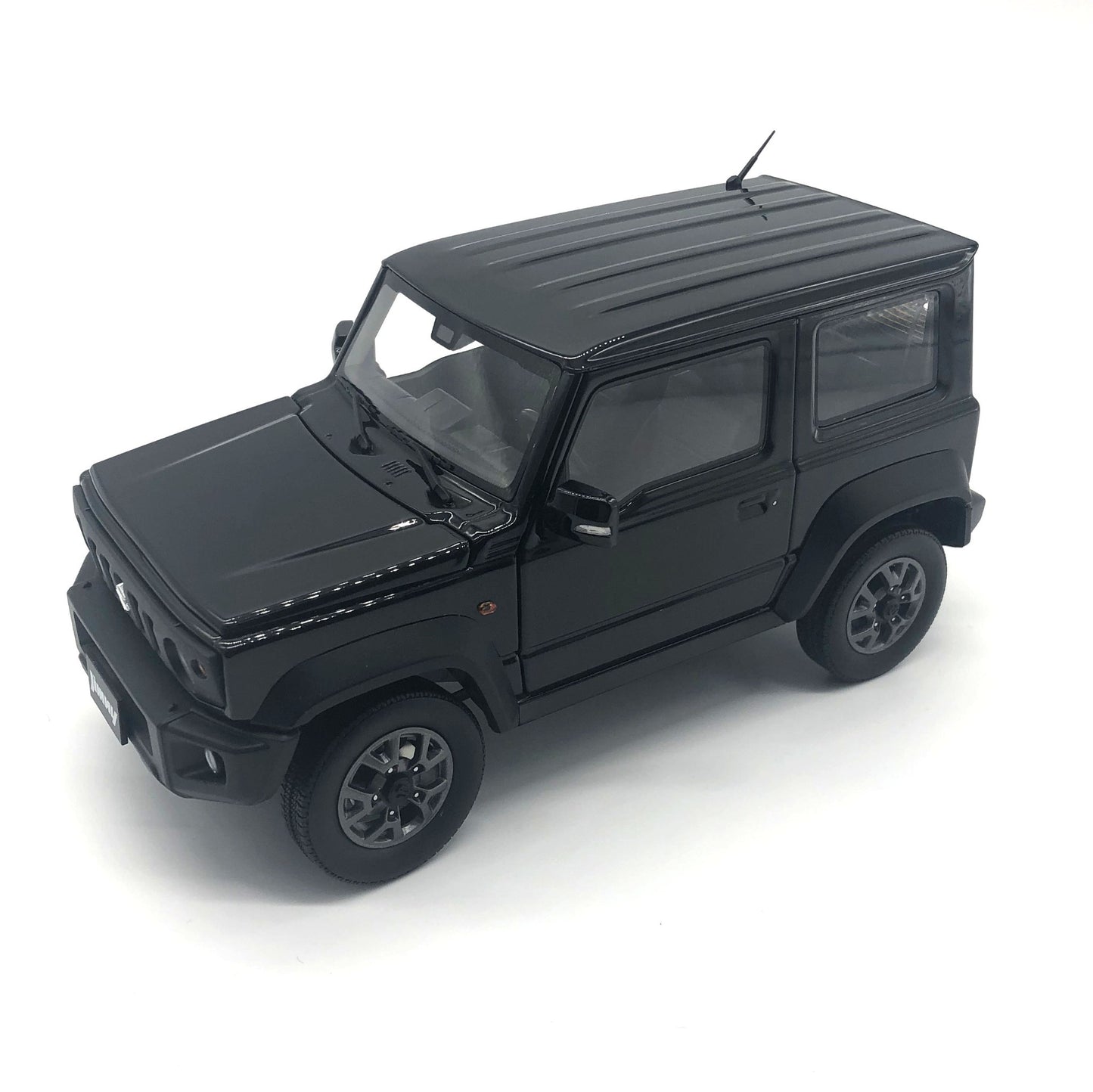 BM CREATIONS 18B0011 1/18 Suzuki Jimny JB74 Bluish Black Pearl 3 LHD Model Car