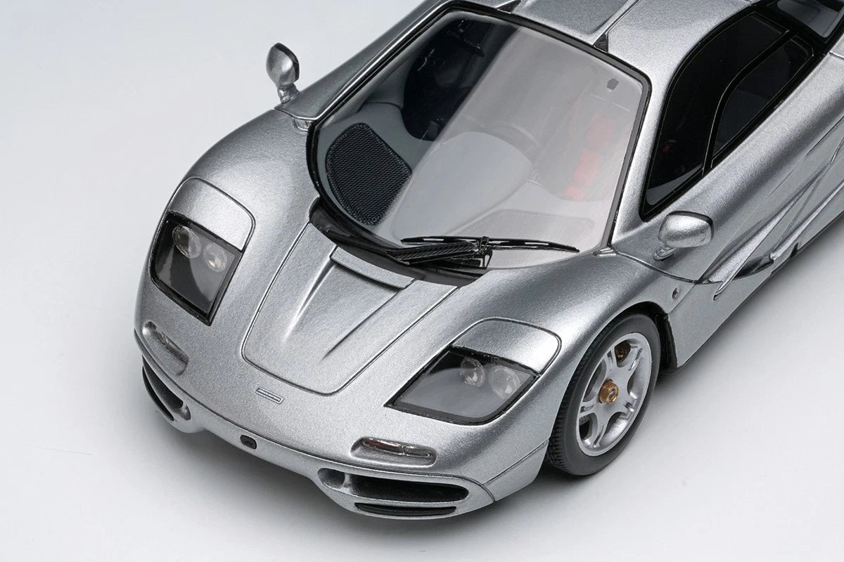Make Up EIDOLON EM748A McLaren F1 Roadcar 1994 Magnesium Silver