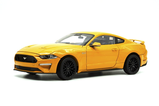 DIECAST MASTERS 61002 1/18 Mustang 2019 RHD Orange Model Car From Japan