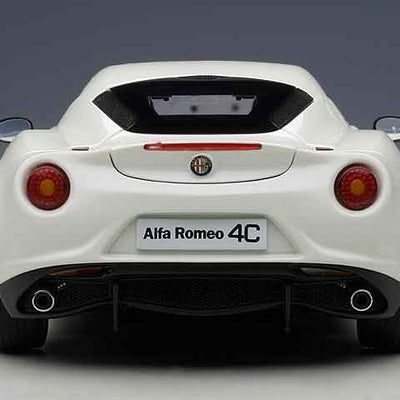 70188 ALFA ROMEO 4C (PEARL WHITE)