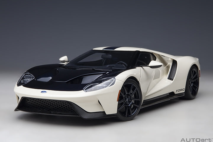 72926 FORD GT HERITAGE EDITION PROTOTYPE (WIMBLEDON WHITE W/ ANTIMATTER BLUE)