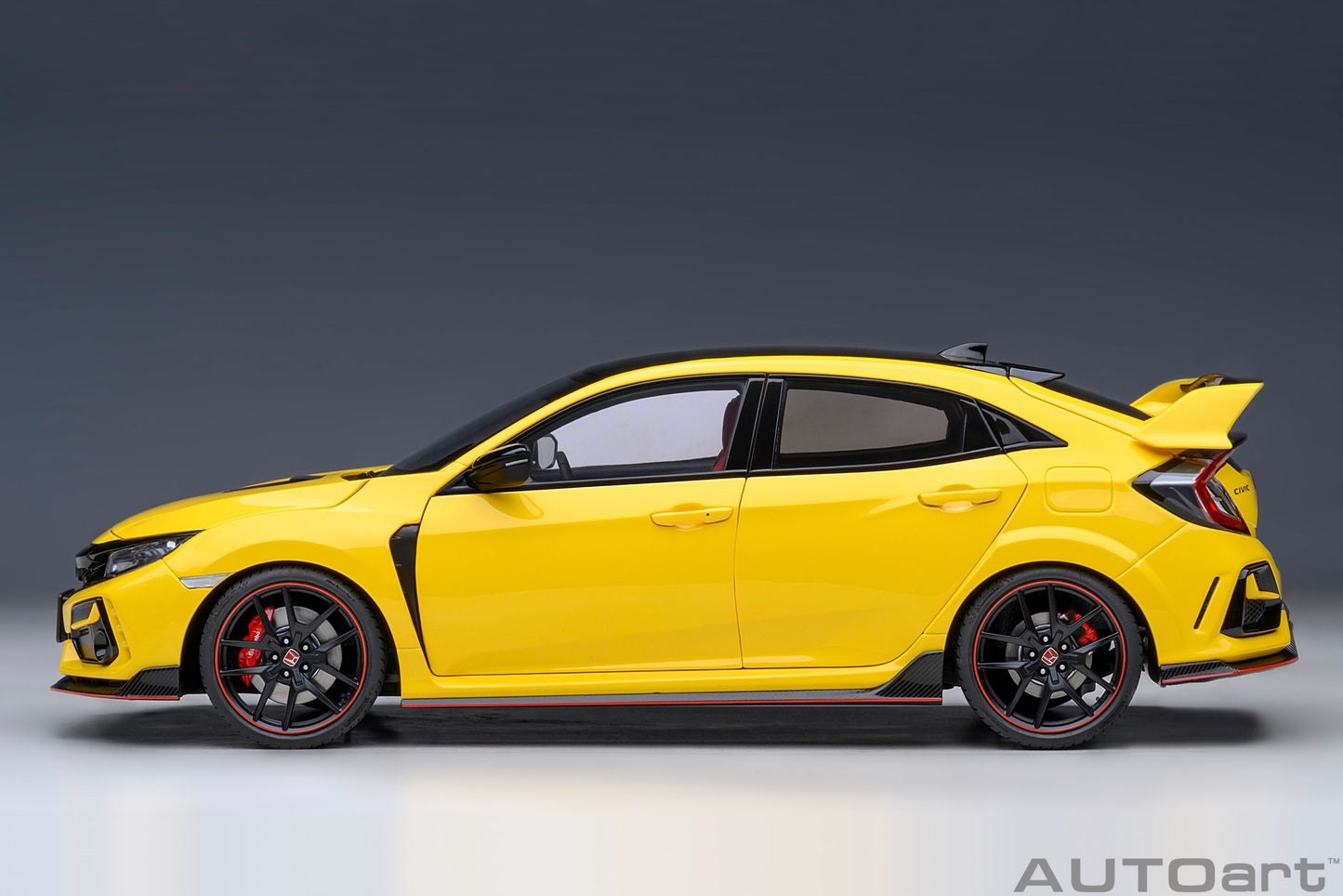 AUTOart 73225 Honda Civic Type R (FK8) Limited Edition (Sunlight Yellow)