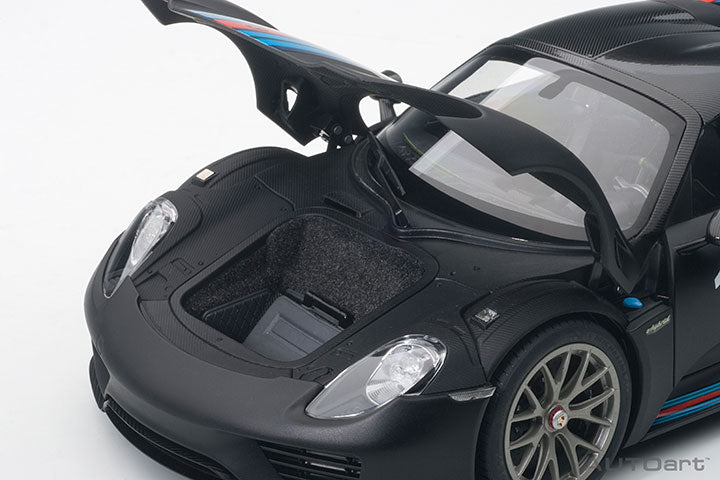 77929 PORSCHE 918 SPYDER WEISSACH PACKAGE (BLACK/MARTINI LIVERY)