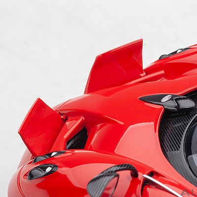 78287 PAGANI HUAYRA ROADSTER (ROSSO MONZA/RED)