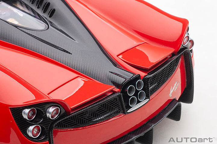 78287 PAGANI HUAYRA ROADSTER (ROSSO MONZA/RED)