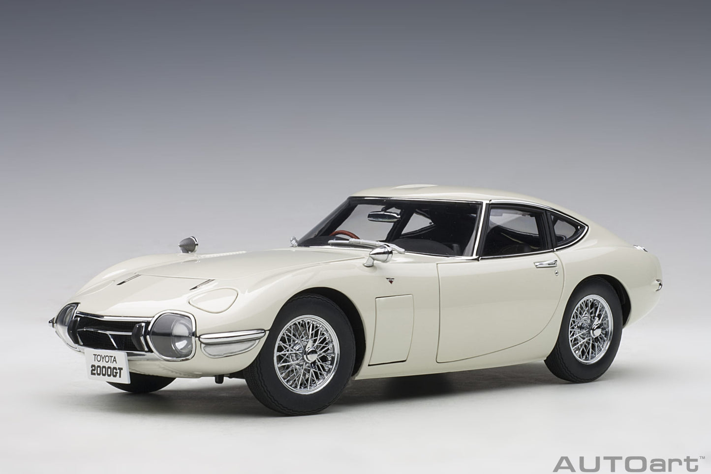 78754 Toyota 2000GT (White with metal wire spoke wheels)