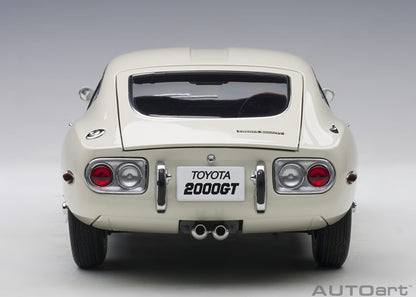 78754 Toyota 2000GT (White with metal wire spoke wheels)